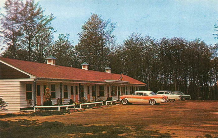 Dans Alger Falls Motel - Old Postcard Photo